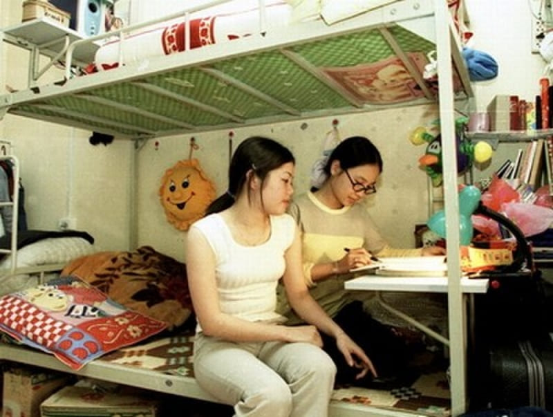 Không gian cá nhân bị thu hẹp nghiêm trọng